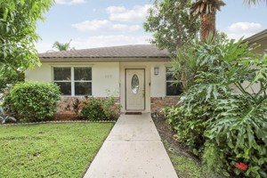 featured image of 105 Raintree Trl