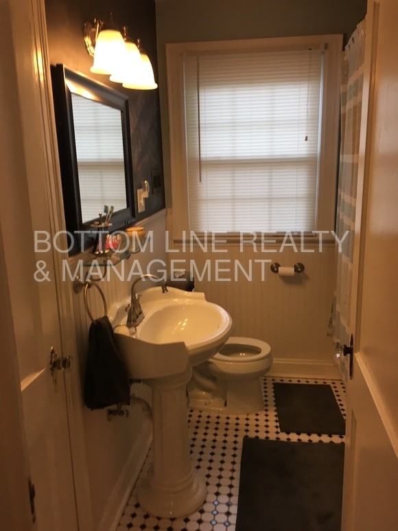 4328 Commonwealth Ave - Photo 3 of 30