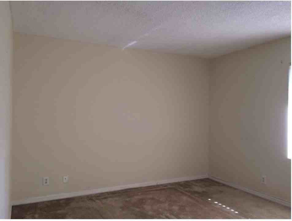 4328 Woodstock Dr #C - Photo 7 of 9