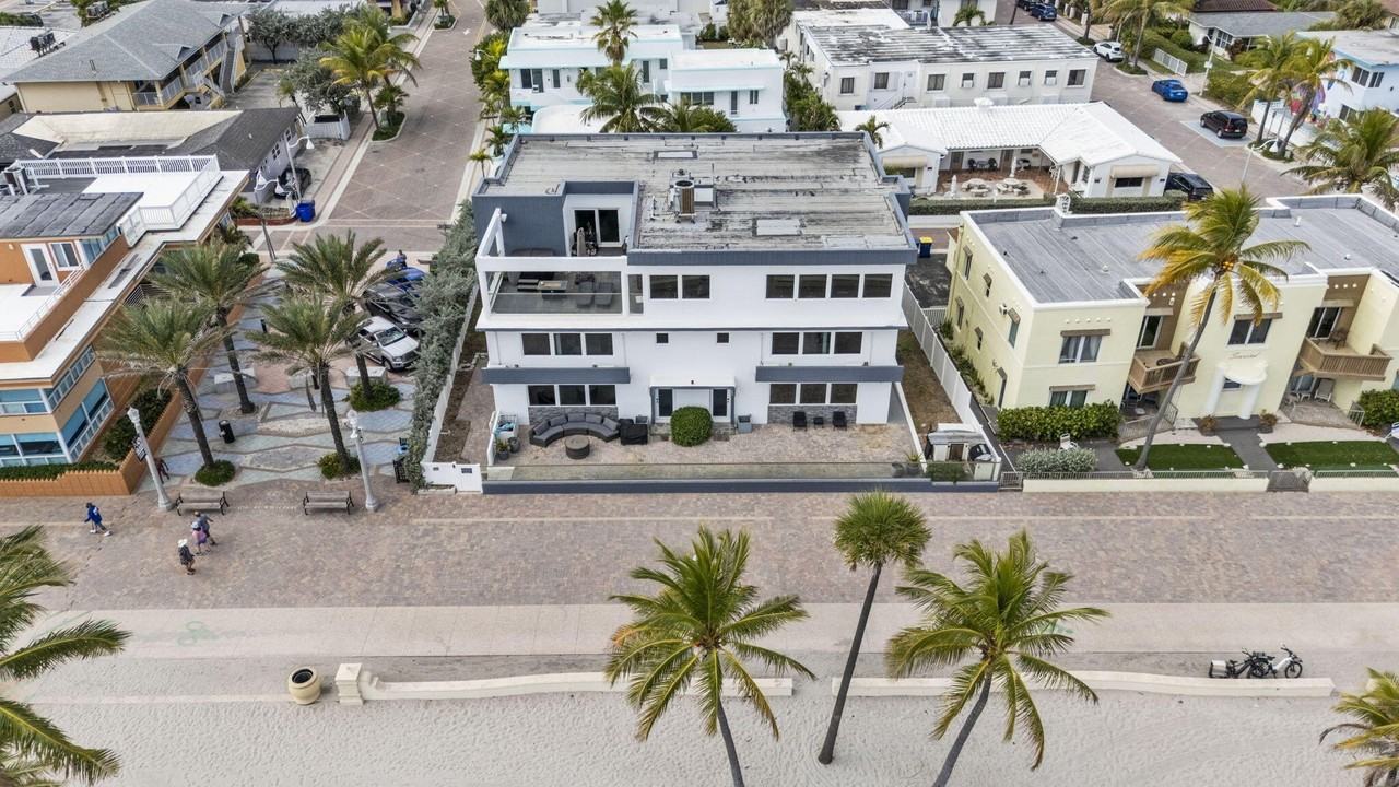 2201 N Surf Rd #1 - Photo 5 of 46