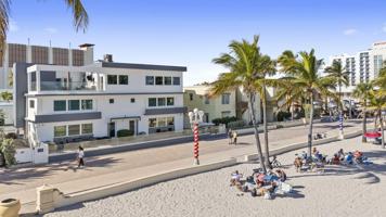 featured image of 2205 N Surf Rd #3