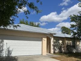 featured image of 517 Sw Fairway Ave