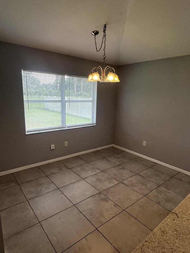 517 Sw Fairway Ave - Photo 5 of 24