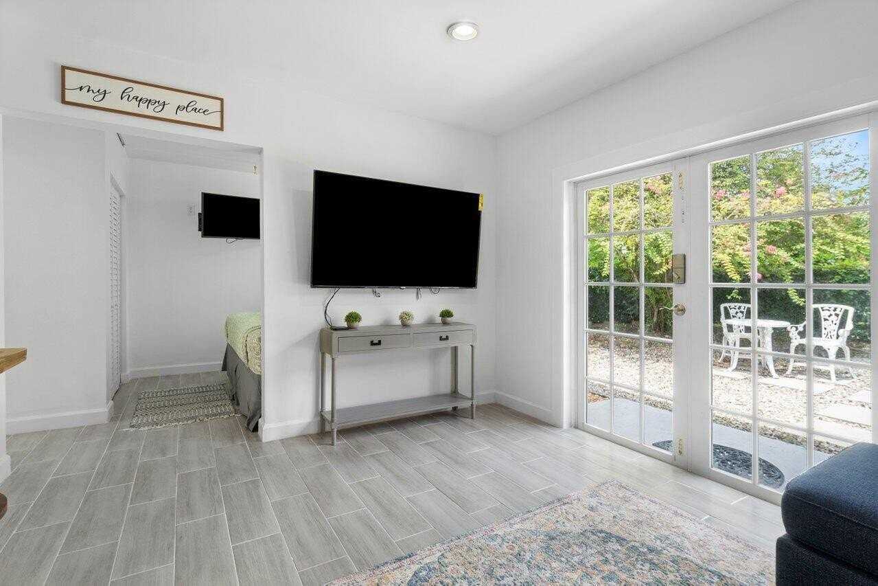 1190 Sachem Head Ter - Photo 4 of 18
