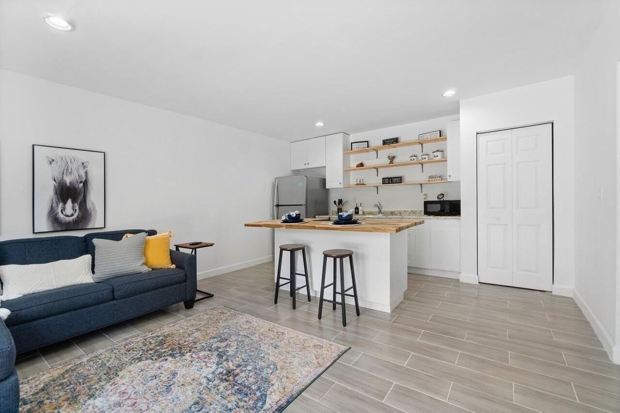 1190 Sachem Head Ter - Photo 5 of 18