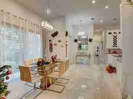 featured image of 2525 Oceanview Ave