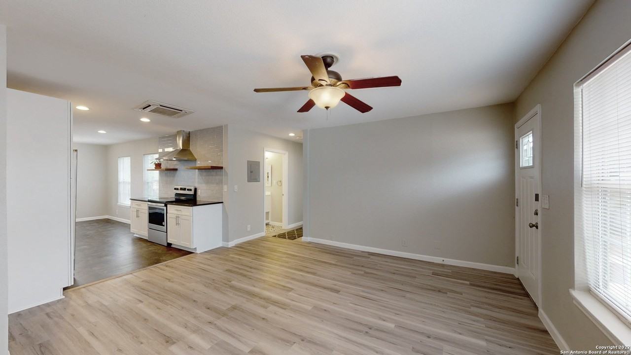 619 Sumner Dr - Photo 6 of 26