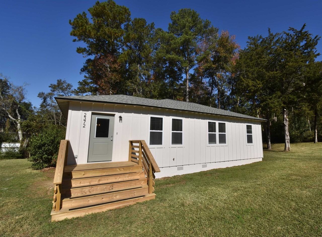 2372 Lake Hall Rd - Photo 2 of 25