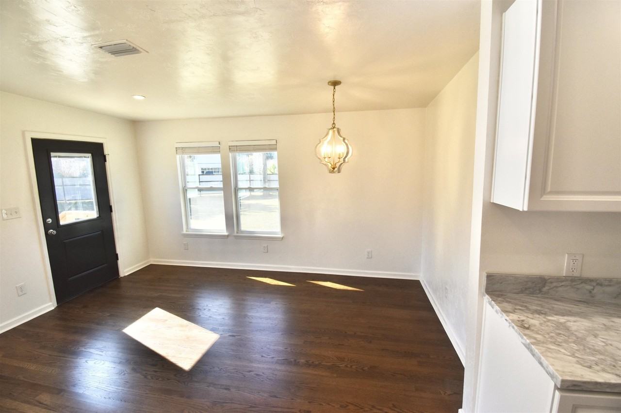 2372 Lake Hall Rd - Photo 6 of 25