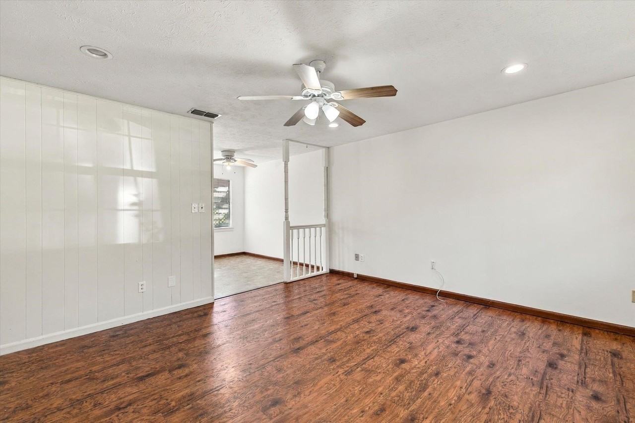 1616 Coombs Dr #2 - Photo 3 of 27