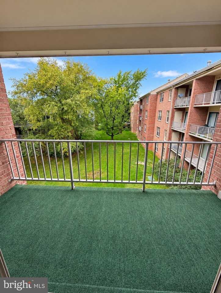 6032 Westchester Park Dr #6032-302 - Photo 5 of 12