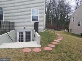 featured image of 706 Rollins Ave