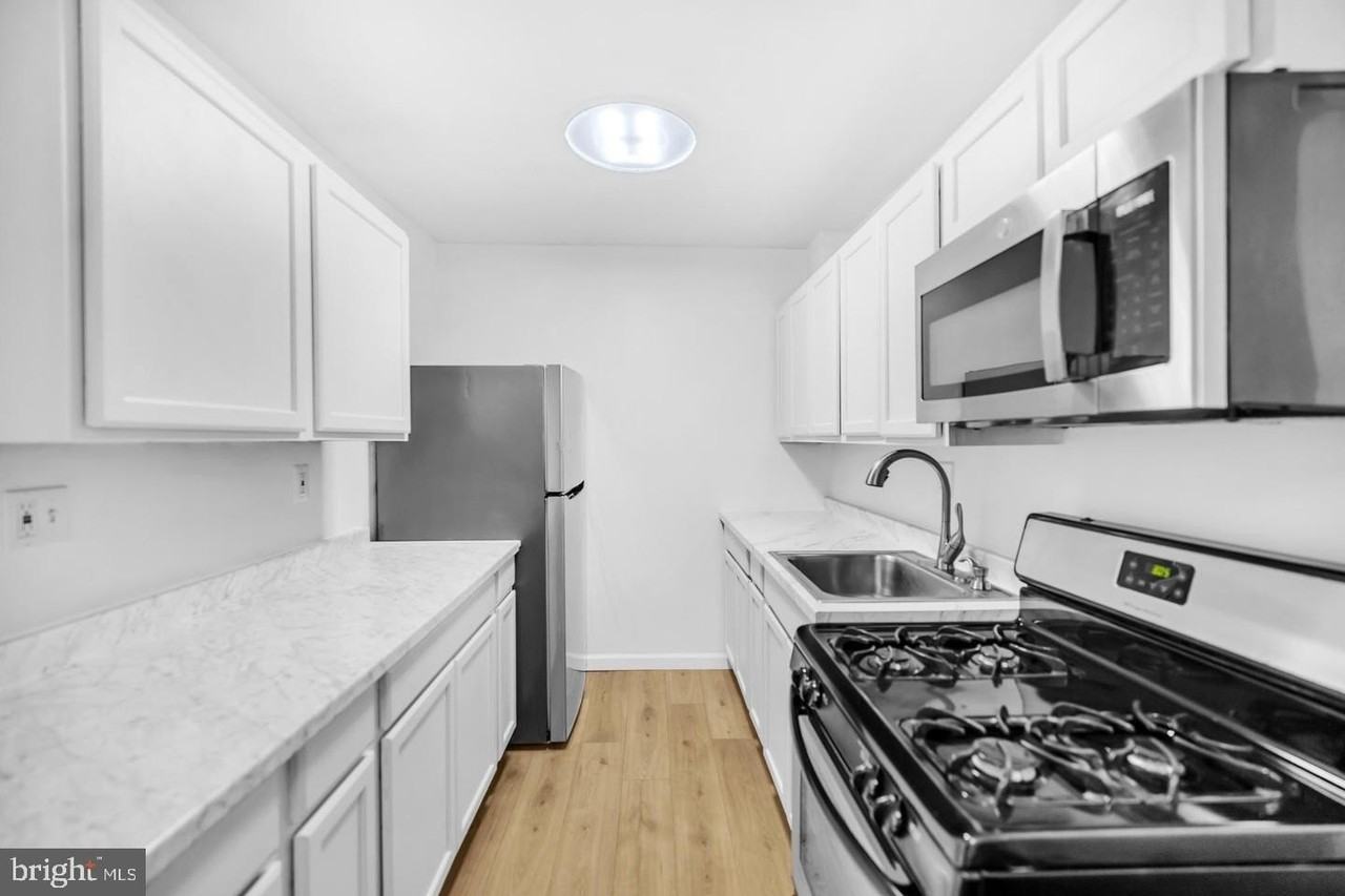 3009 Southern Ave #30 - Photo 6 of 20