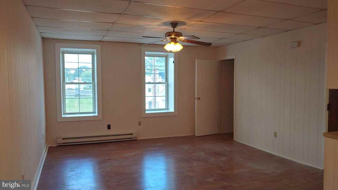 336 N Main St #2ndFL - Photo 3 of 15