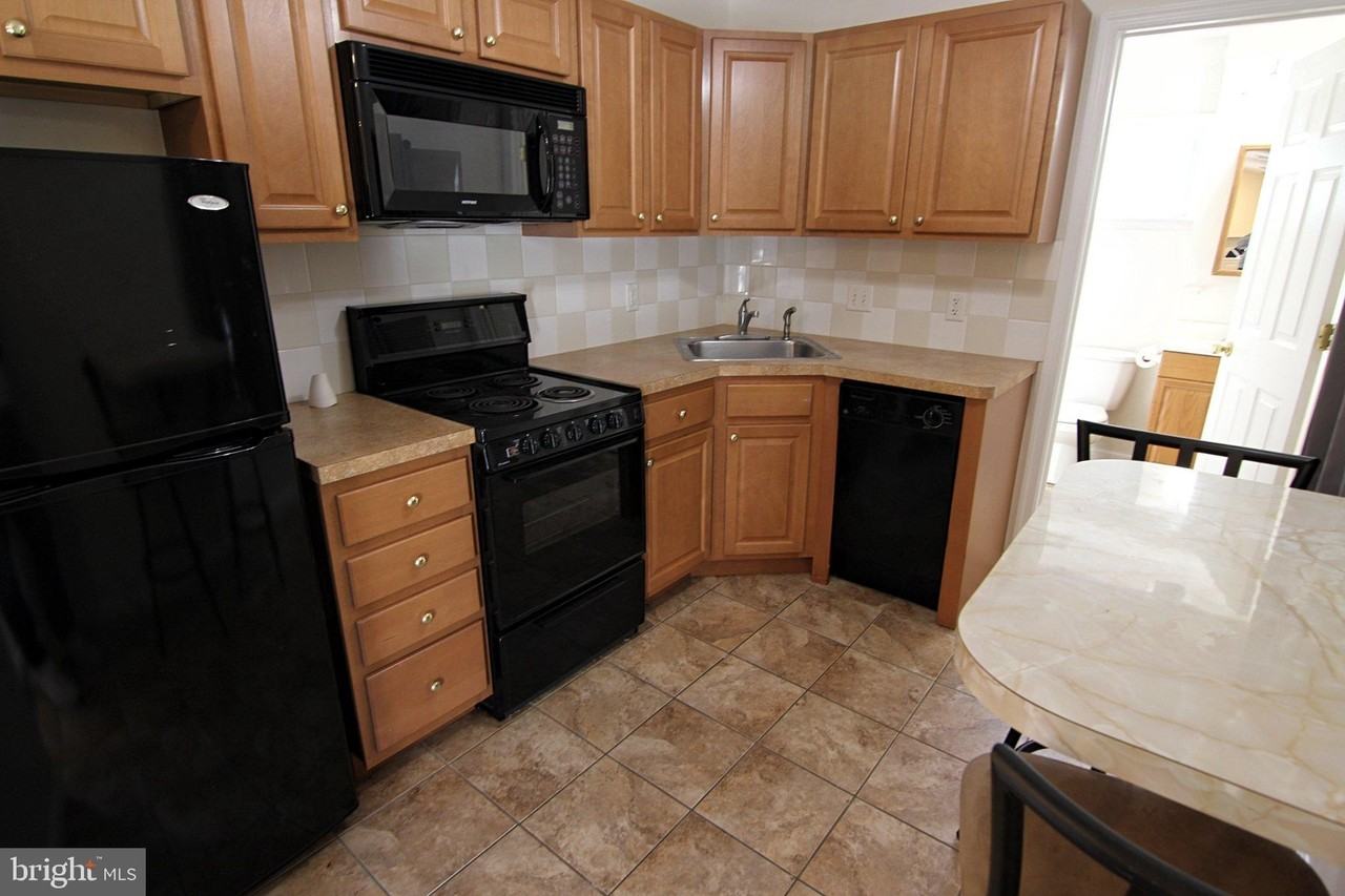 803 Forrest St #A - Photo 6 of 9