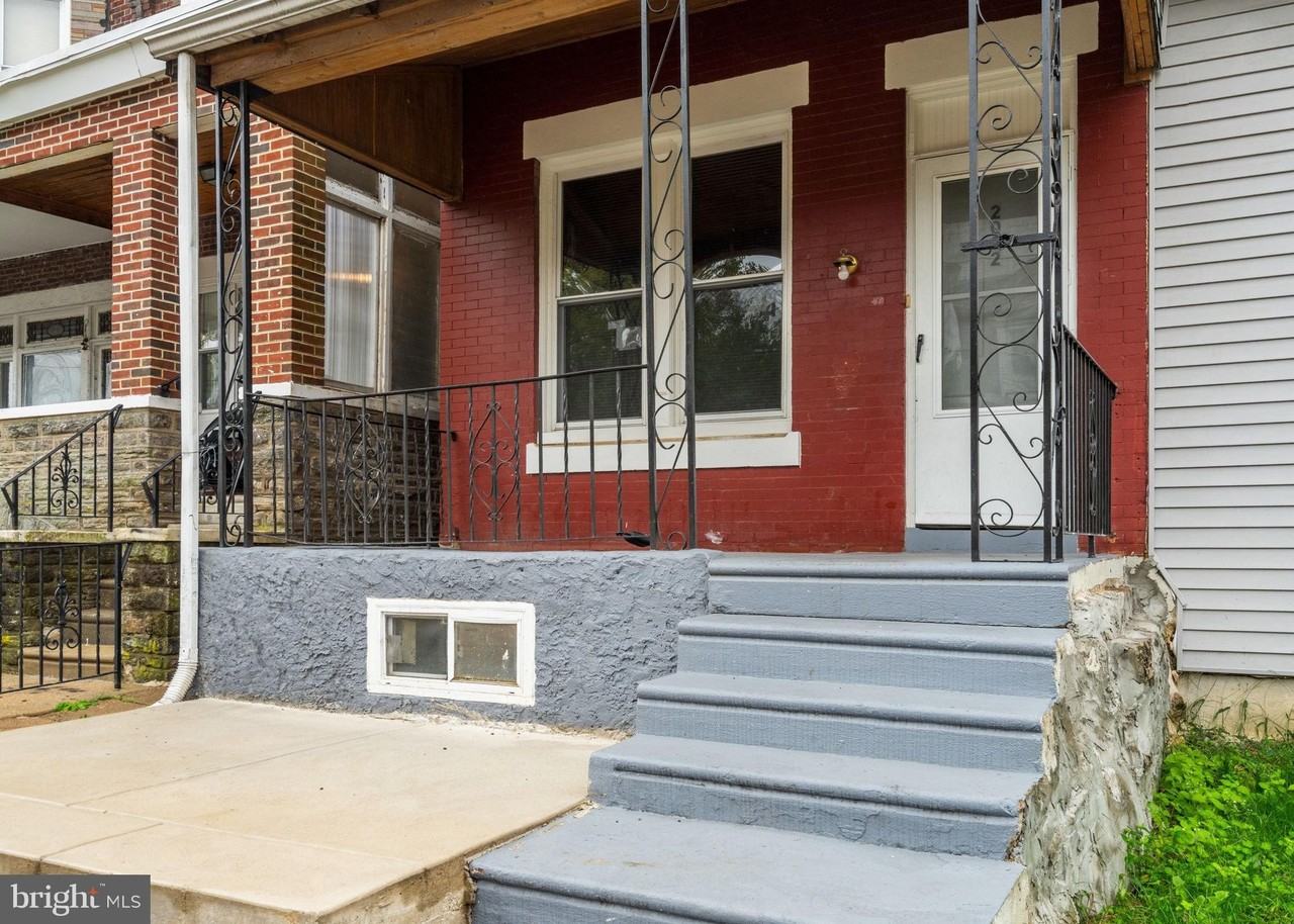 2032 Estaugh St - Photo 2 of 30