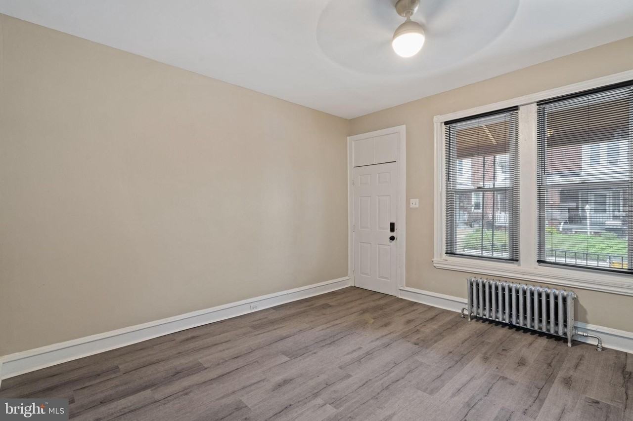 2032 Estaugh St - Photo 3 of 30