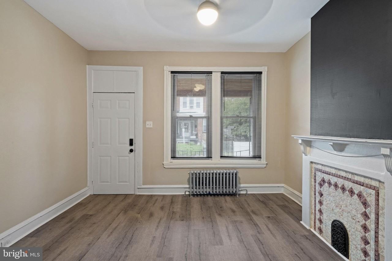 2032 Estaugh St - Photo 4 of 30