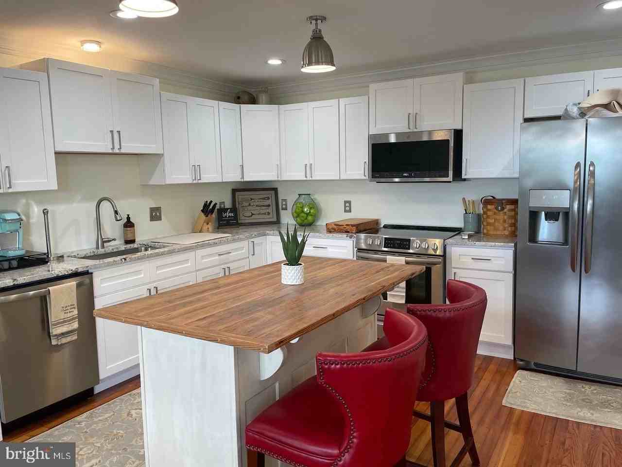 675 Frog Hollow Rd - Photo 3 of 11