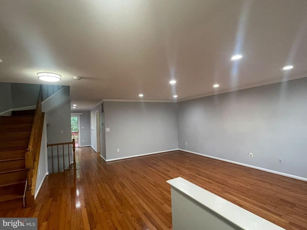 13150 Ashnut Ln - Photo 3 of 40