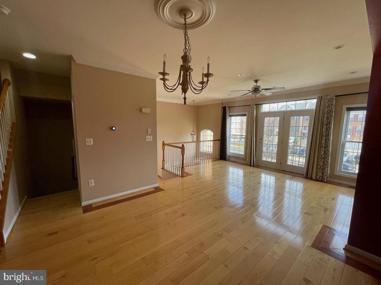13611 Cedar Run Ln - Photo 5 of 33
