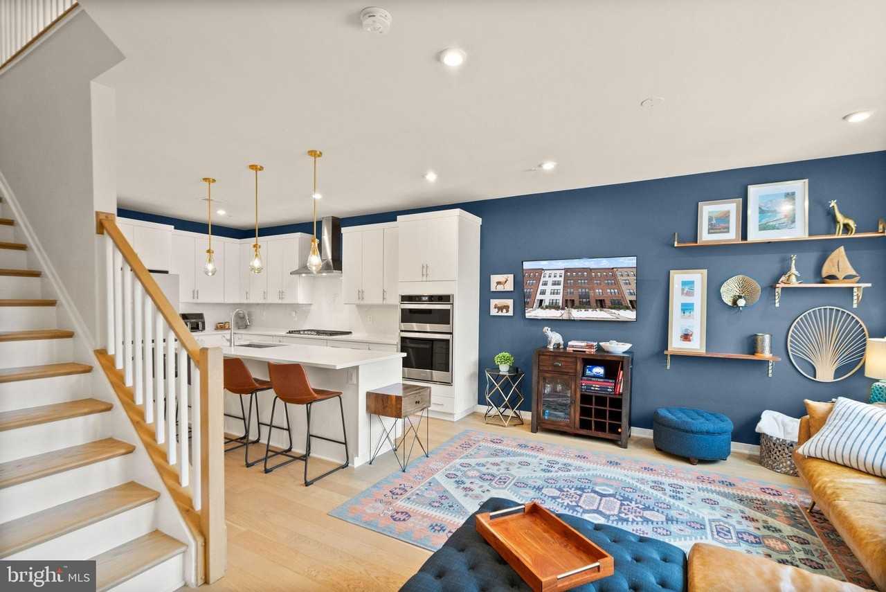 43553 Charitable St - Photo 5 of 50