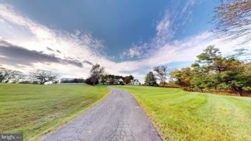 featured image of 38038 W Colonial Hwy