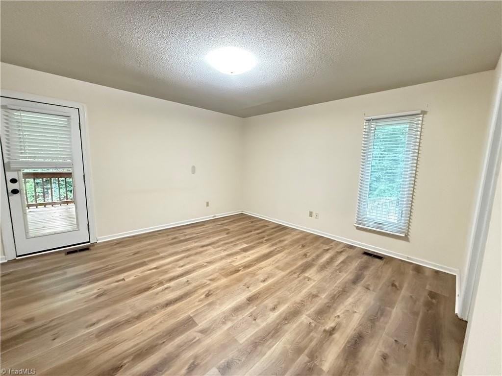 208 Sonata Dr - Photo 7 of 14