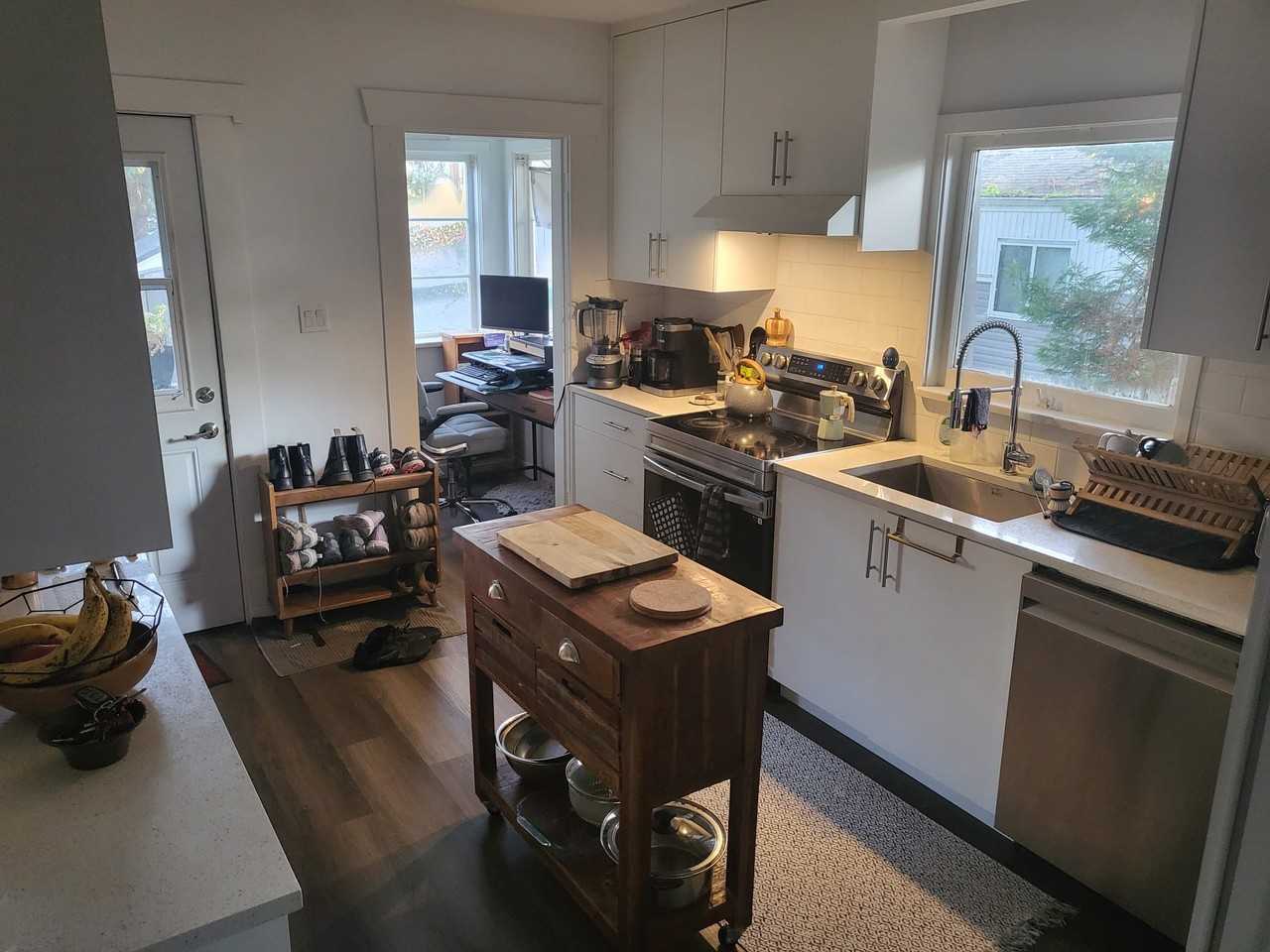 1250 16th Street West - Photo 5 of 7
