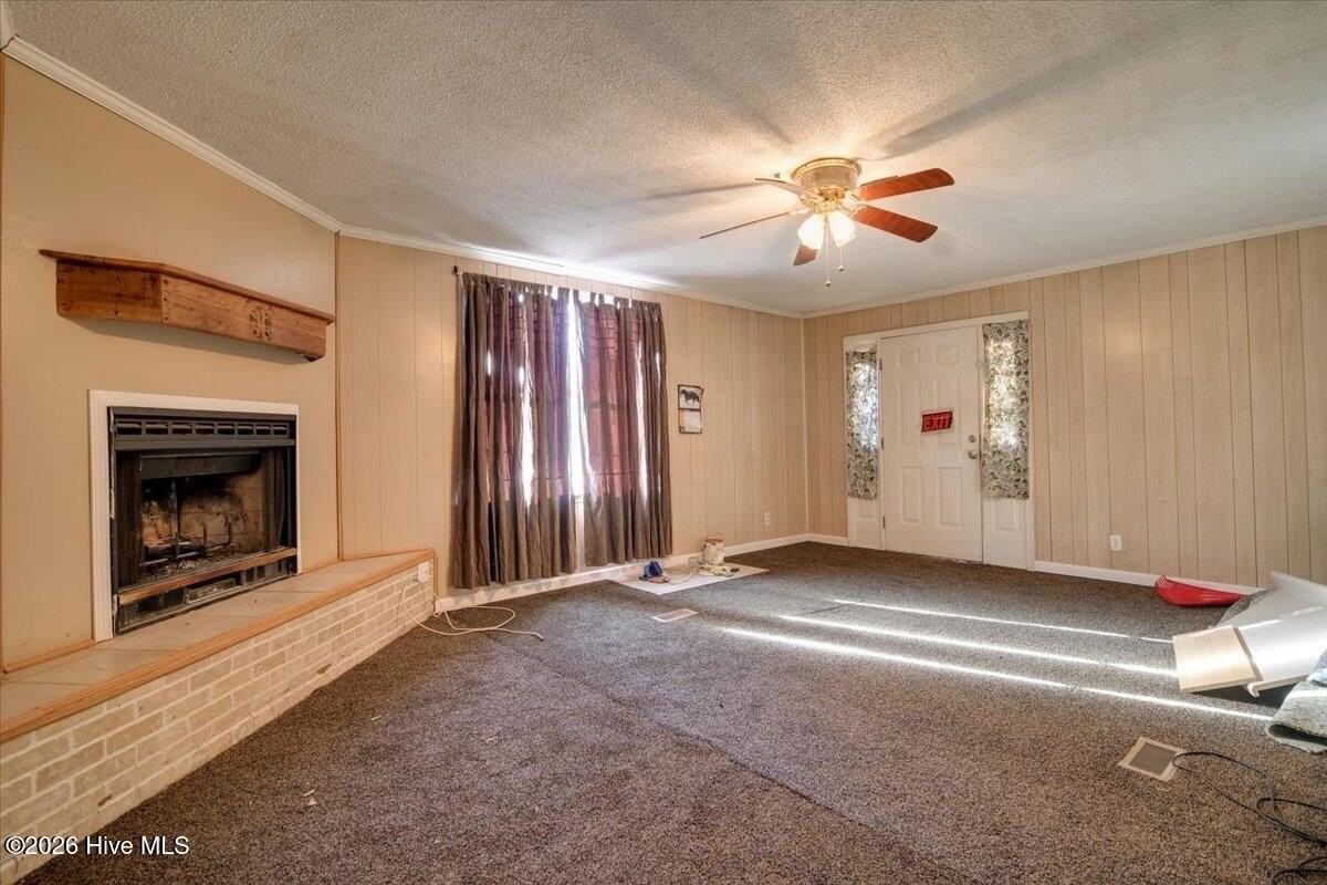 1015 Moseley Rd - Photo 5 of 43