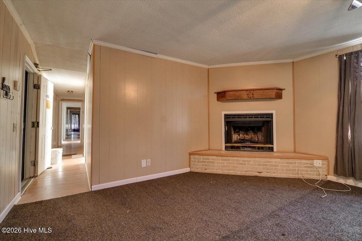 1015 Moseley Rd - Photo 6 of 43