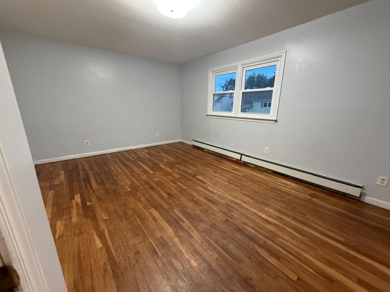 55 Poplar Ave - Photo 6 of 15
