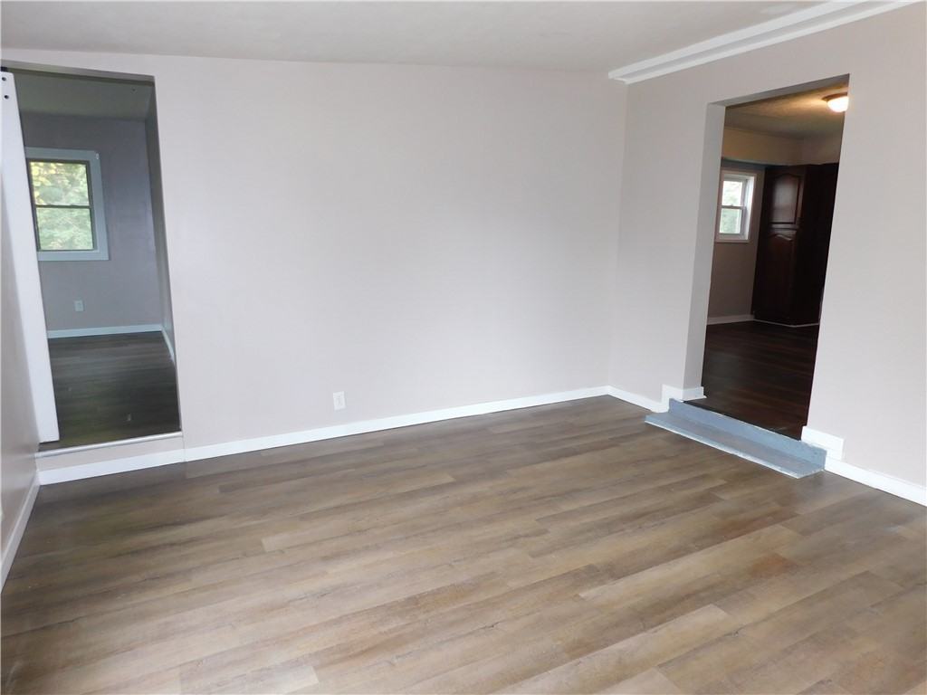 1739 York St ##B - Photo 4 of 16