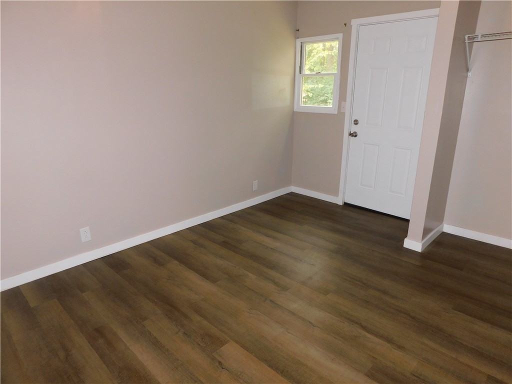 1739 York St ##B - Photo 6 of 16