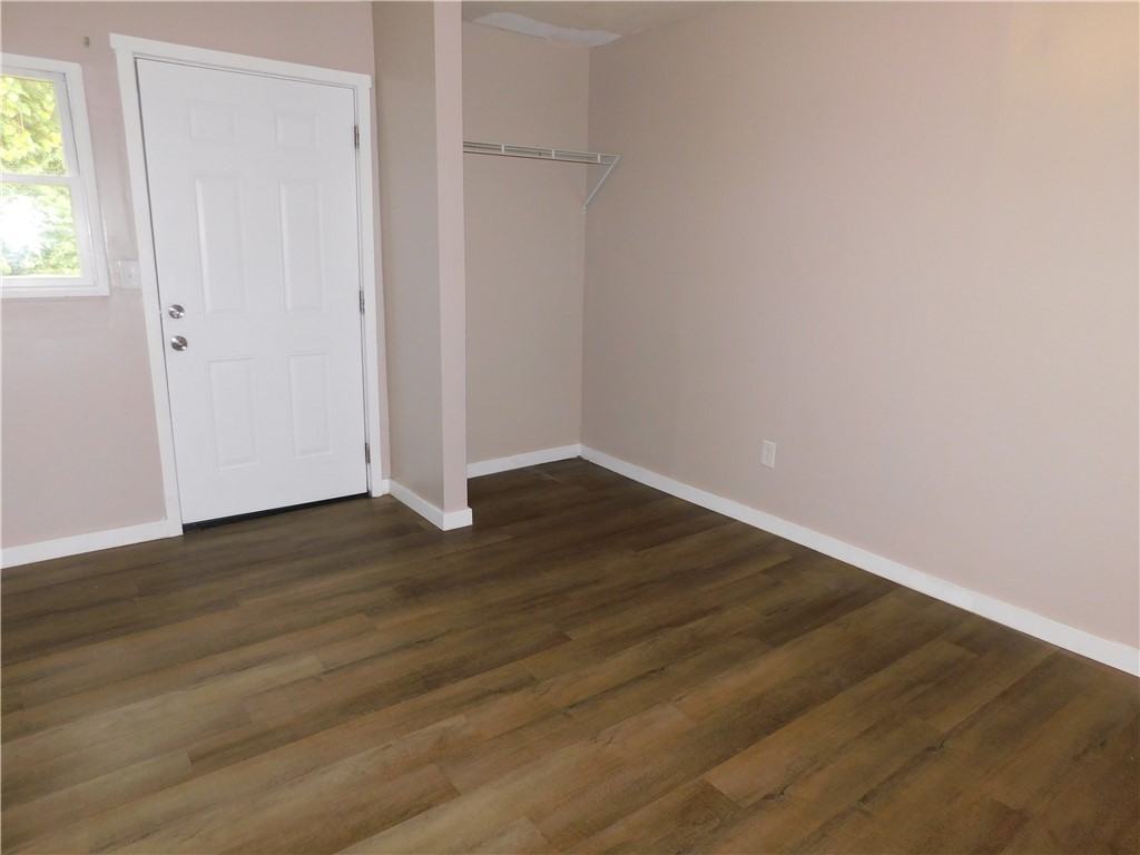 1739 York St ##B - Photo 7 of 16