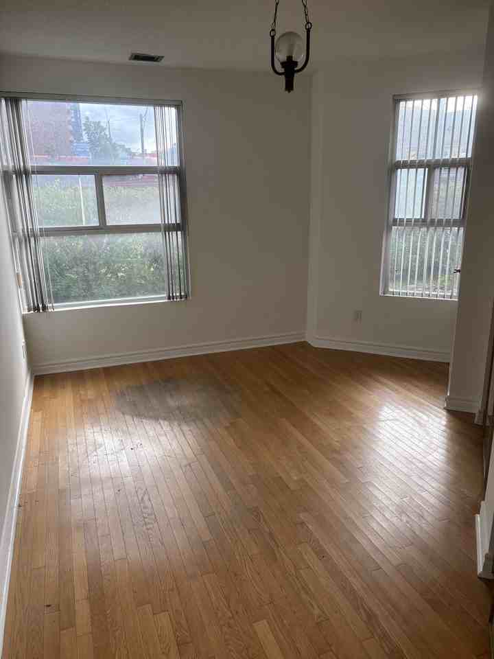 2 Keele Street #1 - Photo 6 of 16