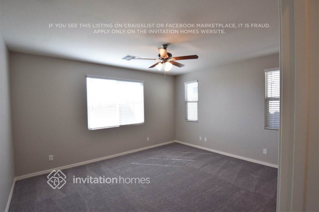18747 W Windsor Blvd - Photo 7 of 22