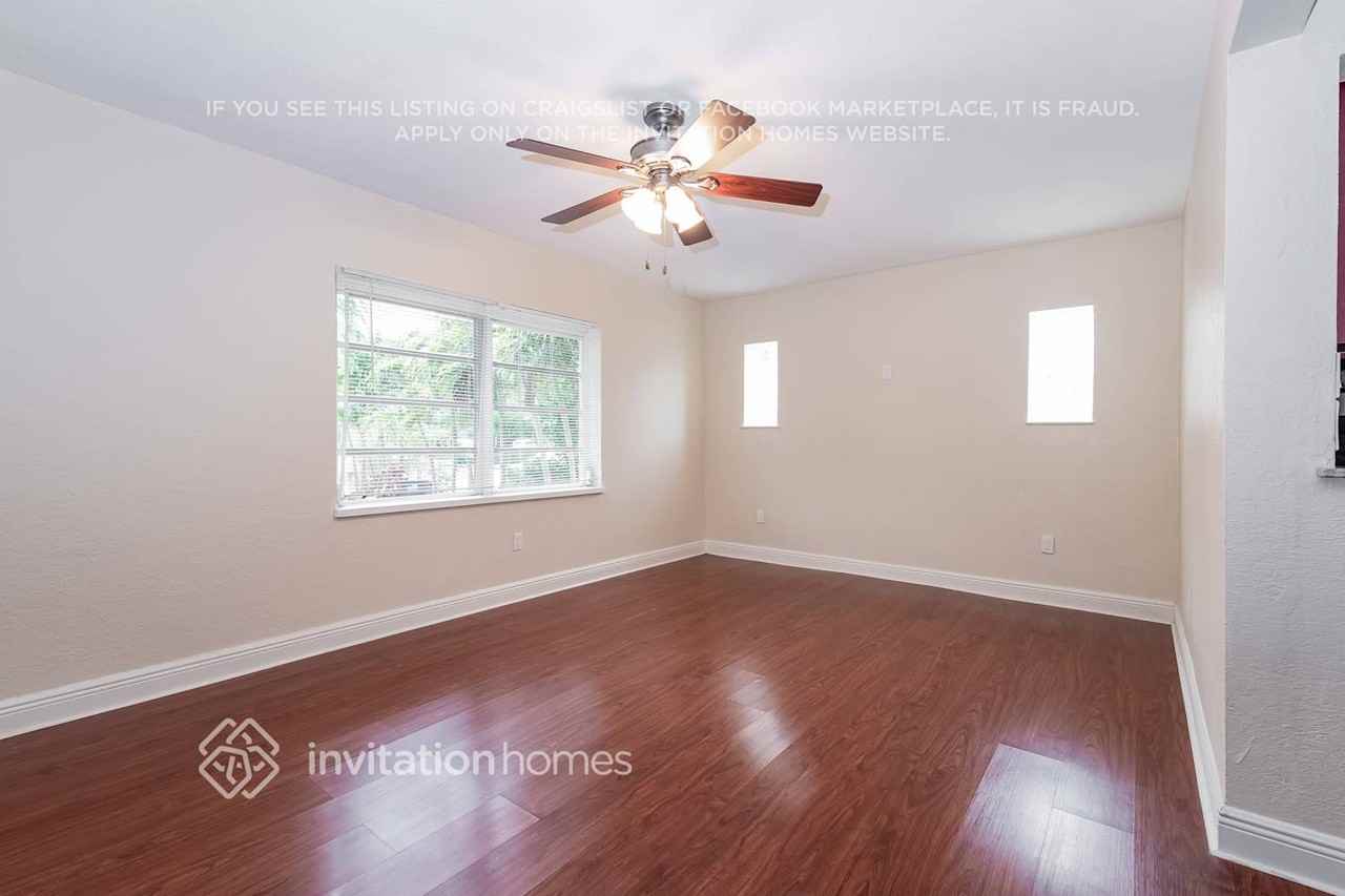 10753 Ne 2nd Ave - Photo 3 of 14