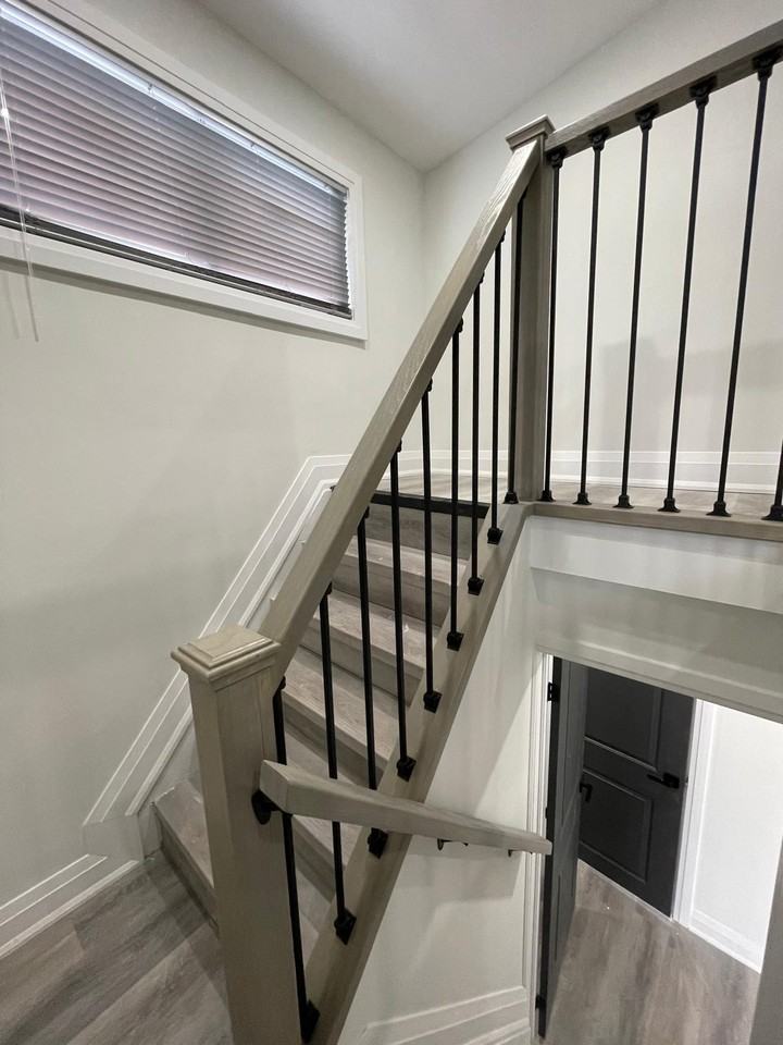 552 CANNON ST EAST - Photo 7 of 12