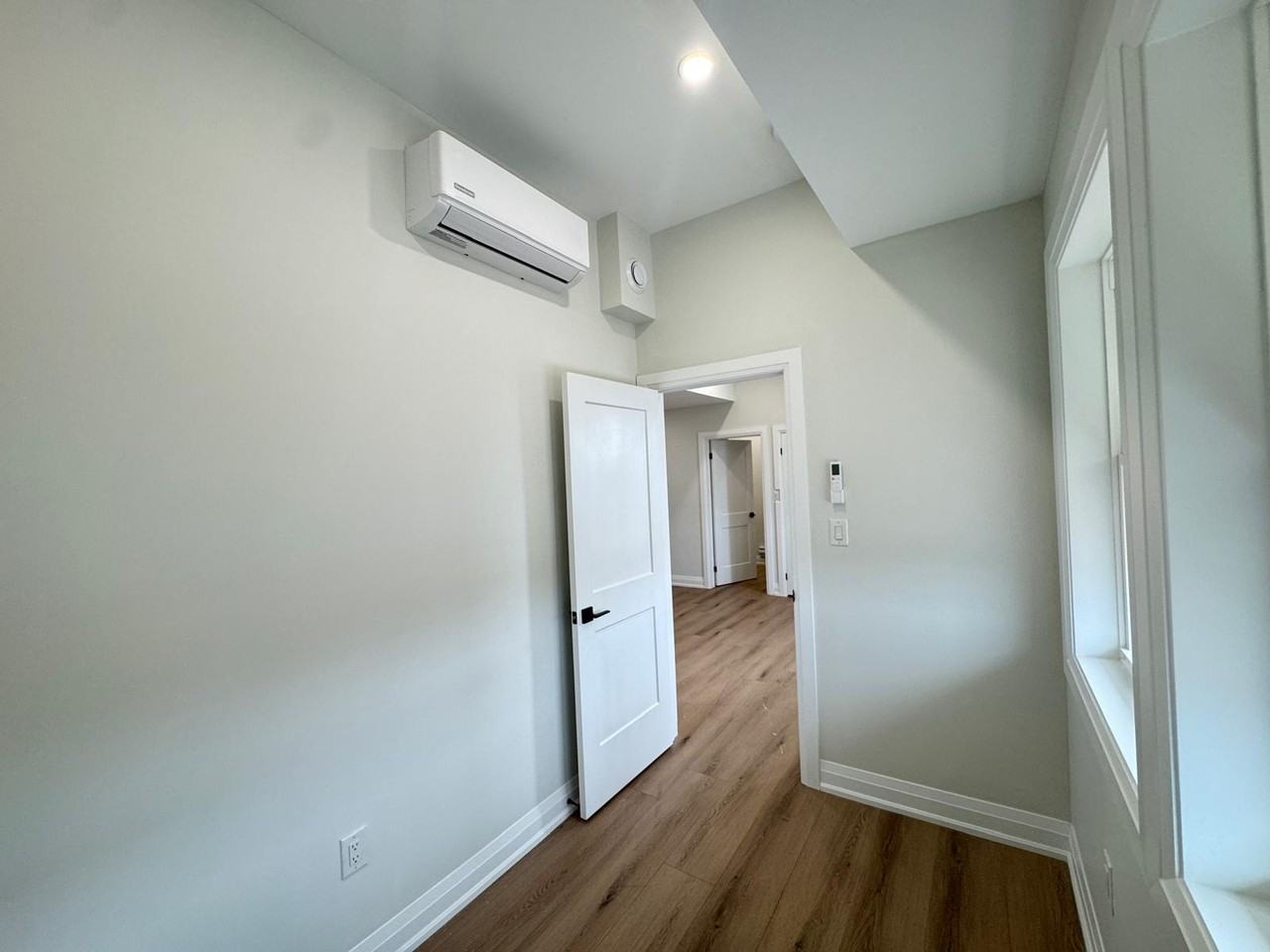 53 ONTARIO RD - Photo 3 of 50
