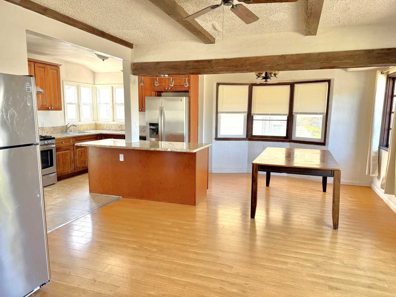 4935 College Avenue - Photo 6 of 22