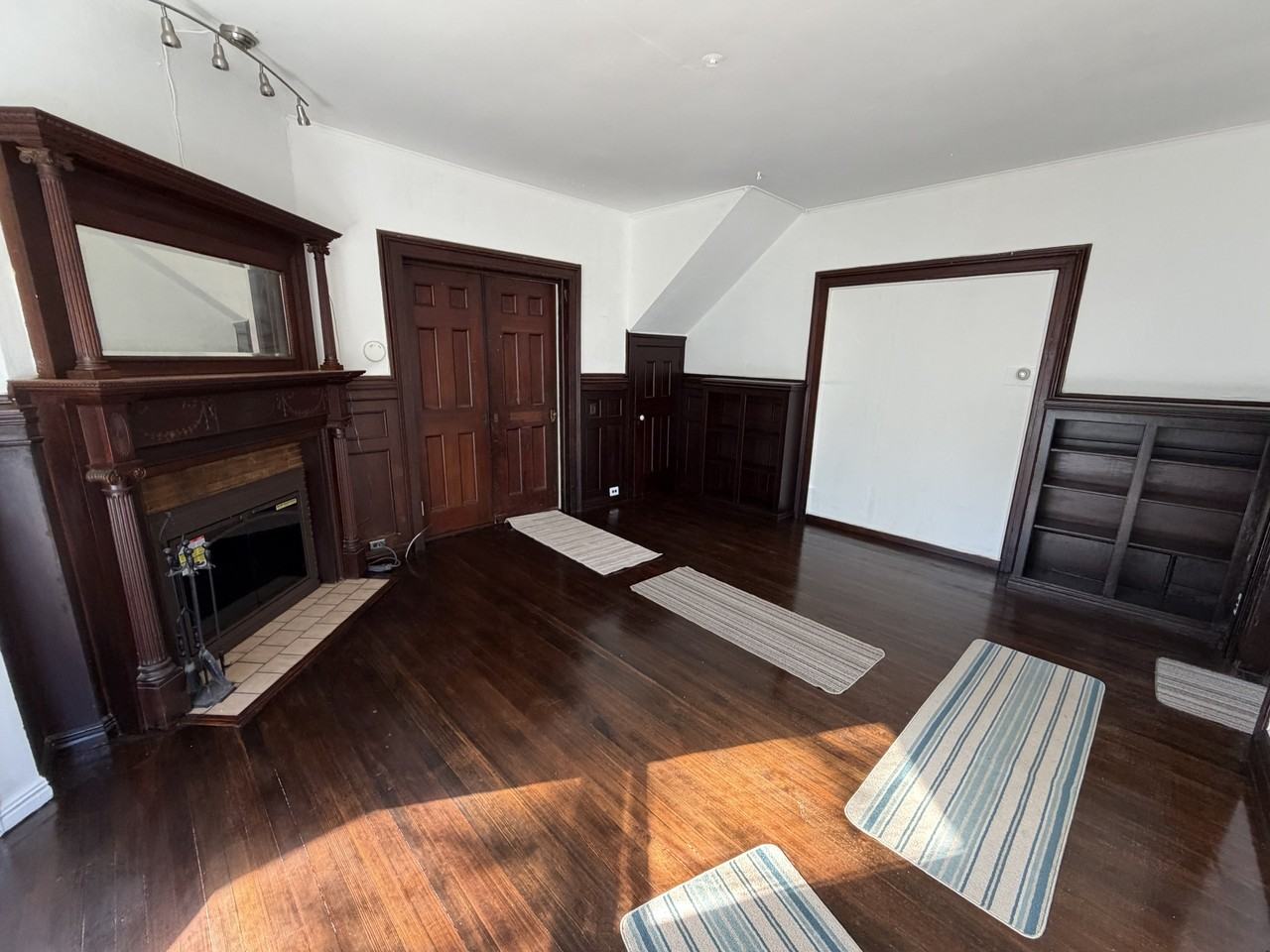 29 Ocean Avenue #3 - Photo 3 of 7