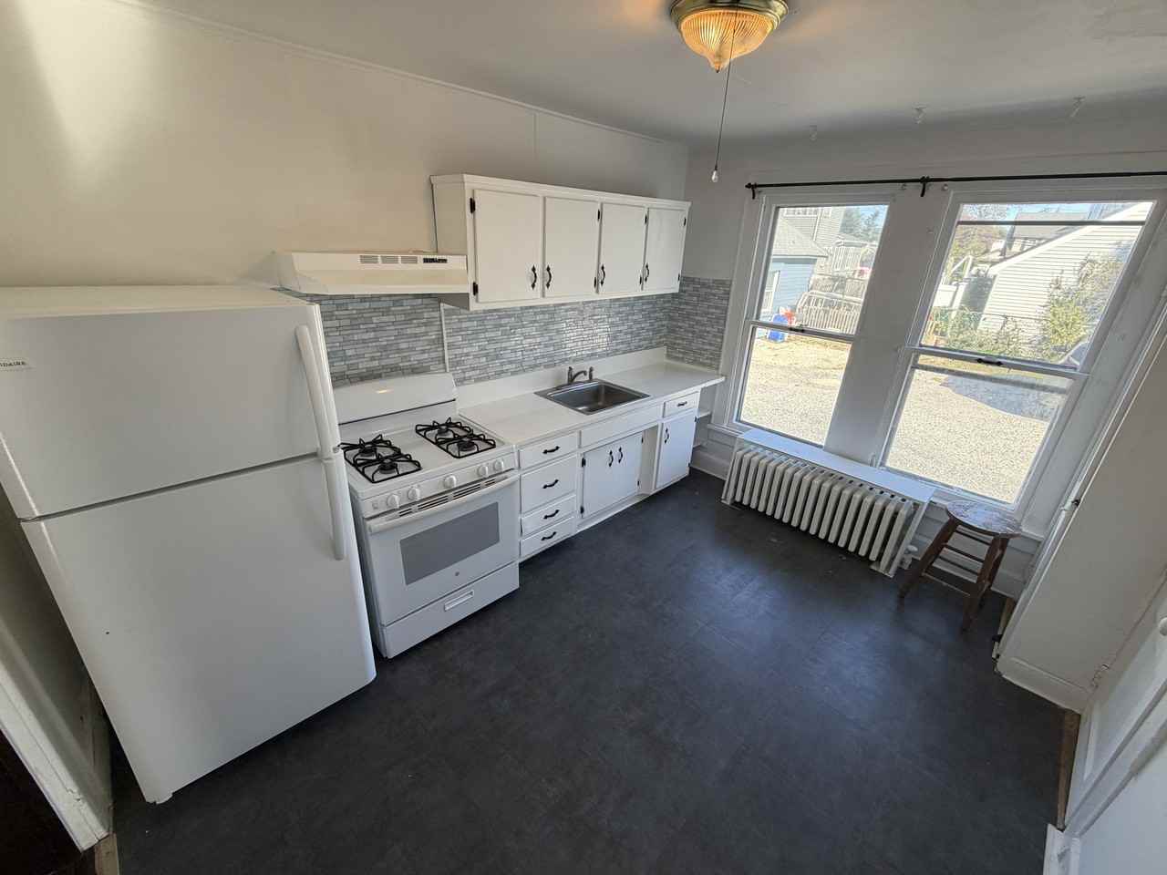 29 Ocean Avenue #3 - Photo 4 of 7