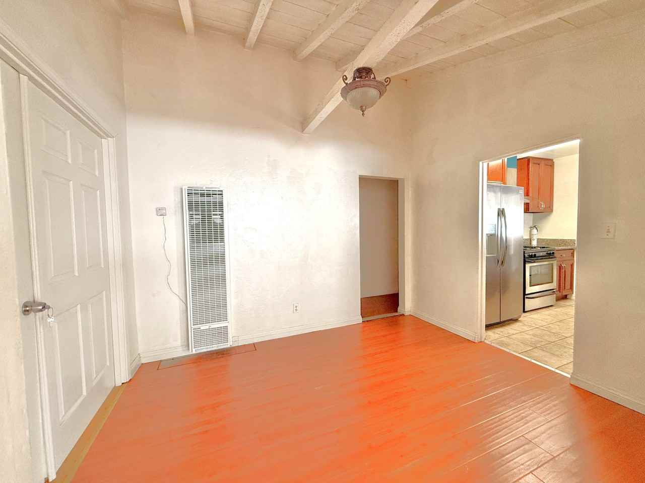 5011 College Avenue - Photo 4 of 17
