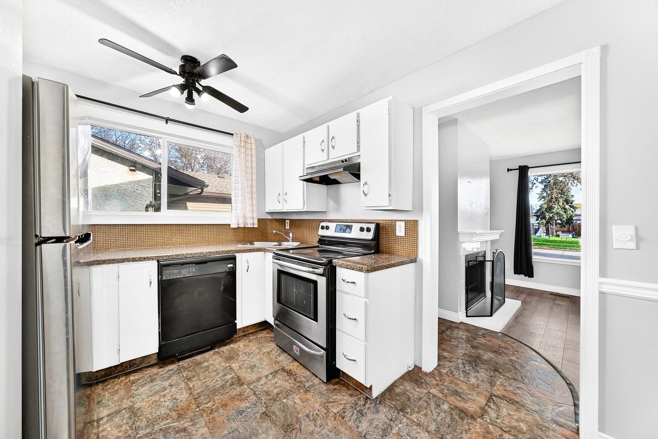 217 Paddington Rd - Photo 2 of 23