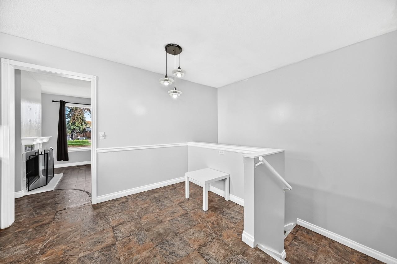 217 Paddington Rd - Photo 7 of 23