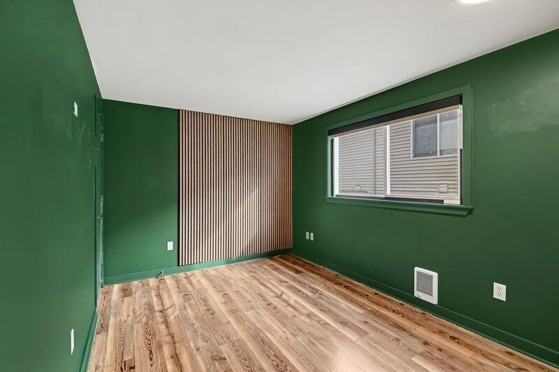 1751 Nw 58th St #5 - Photo 7 of 15