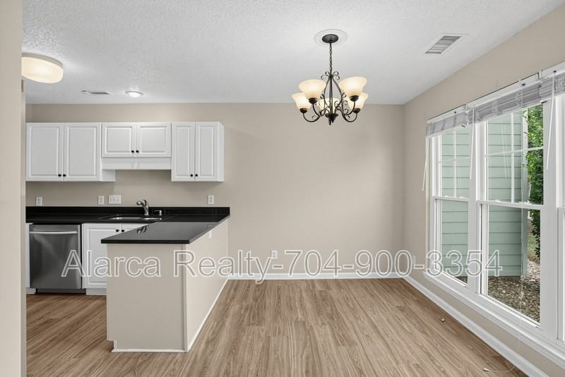 17460 Tuscany Ln - Photo 7 of 29