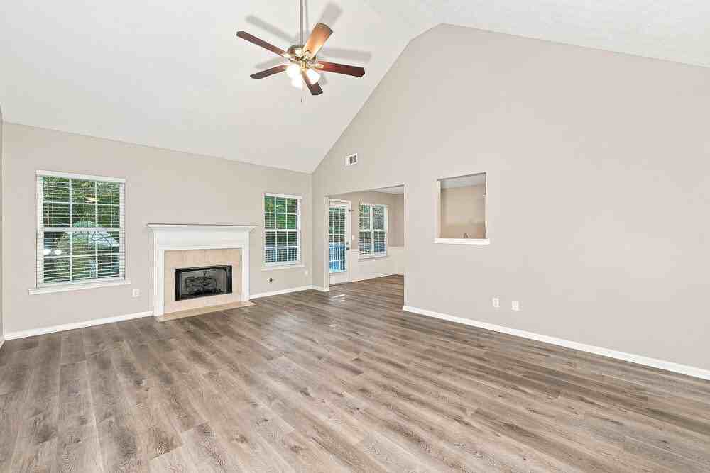 1194 Opie Ln - Photo 4 of 17