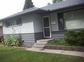 3523 41 St Sw - Photo 1 of 1